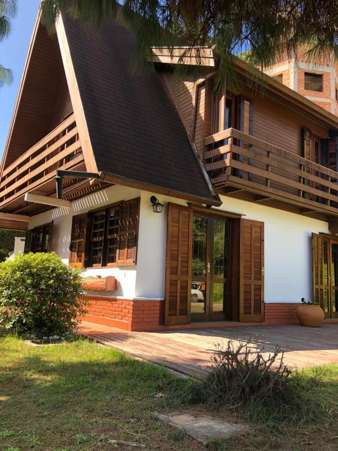 Casa de férias Chale Sonho Da Vovo A 5 Minutinhos Do Centrinho De Capivari *
