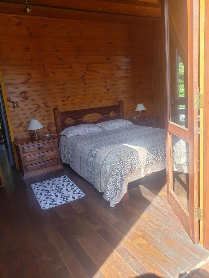 Casa de férias Chale Sonho Da Vovo A 5 Minutinhos Do Centrinho De Capivari Campos do Jordão